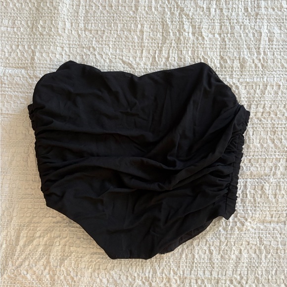 Black Ruched Strapless Top - Picture 3 of 3